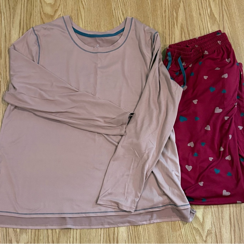 Cuddl Duds Pink and Red Heart Pajama Set